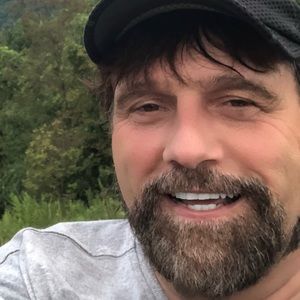 Meet your Posher, Gregory